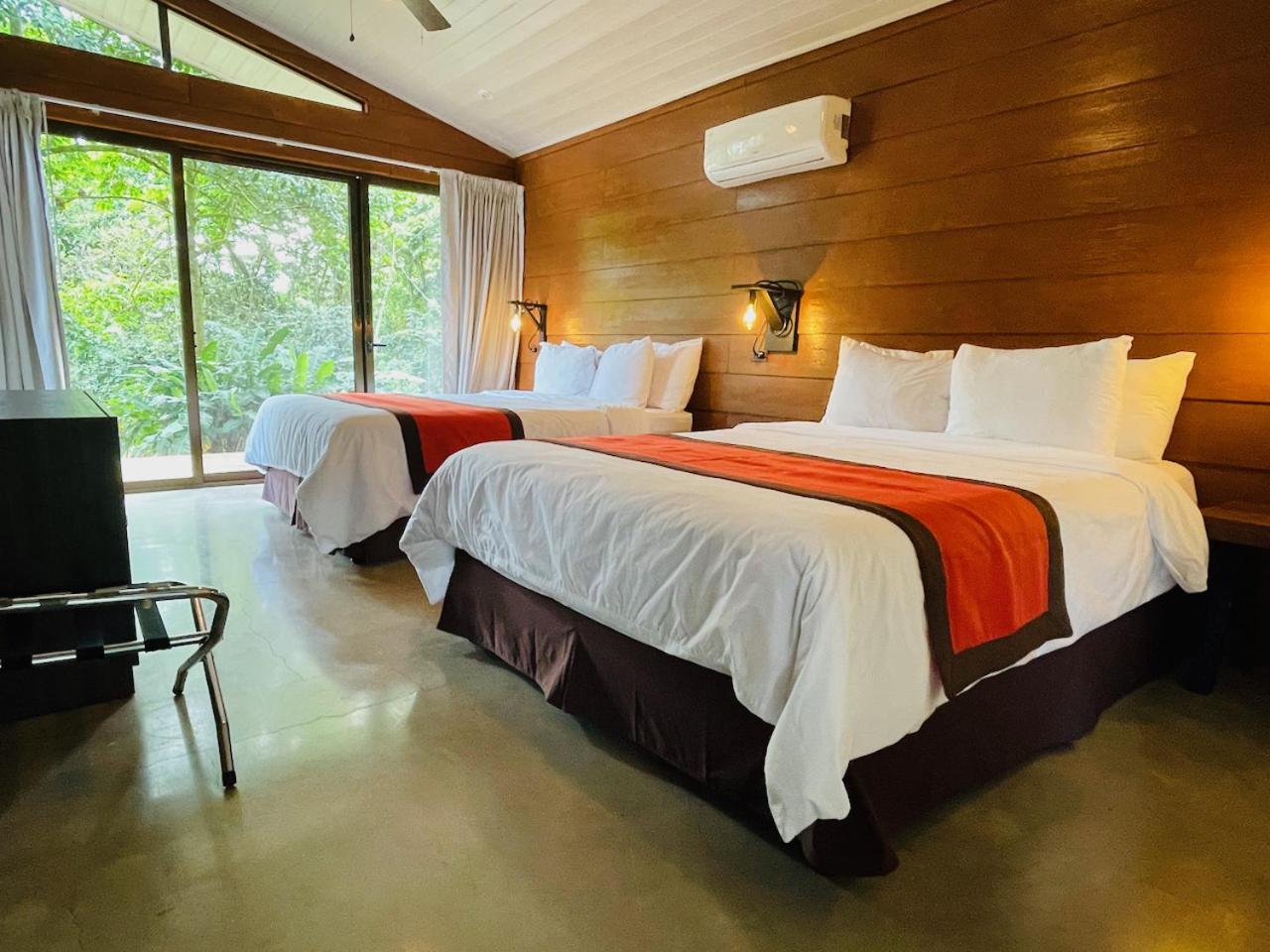 Sangregado Lodge La Fortuna Esterno foto
